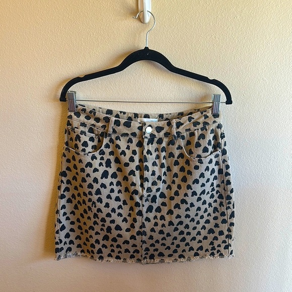 The Nines Cheetah Print Mini Skirt Size Large Stone Black High Waisted - Picture 3 of 12